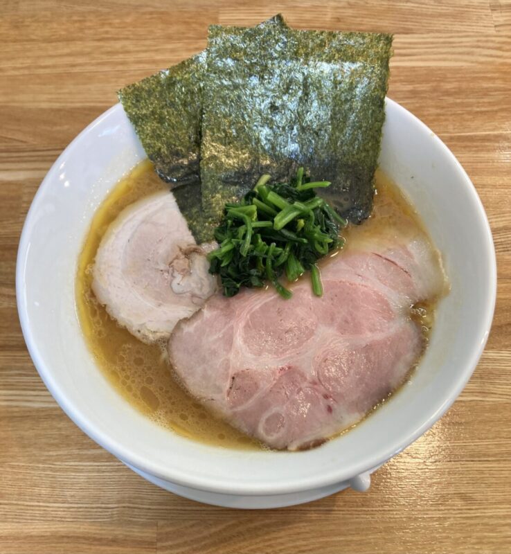 『やび１３杯目は家系』。