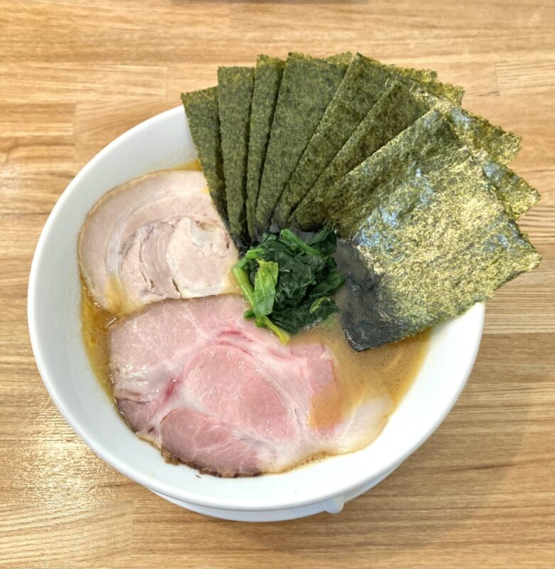 『やび１４杯目も家系』。