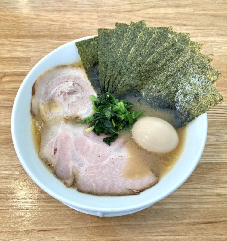 『やび１５杯目も家系』。