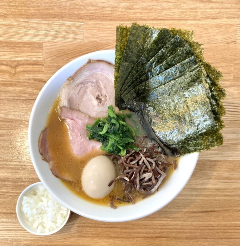 『やび１８杯目の家系』。