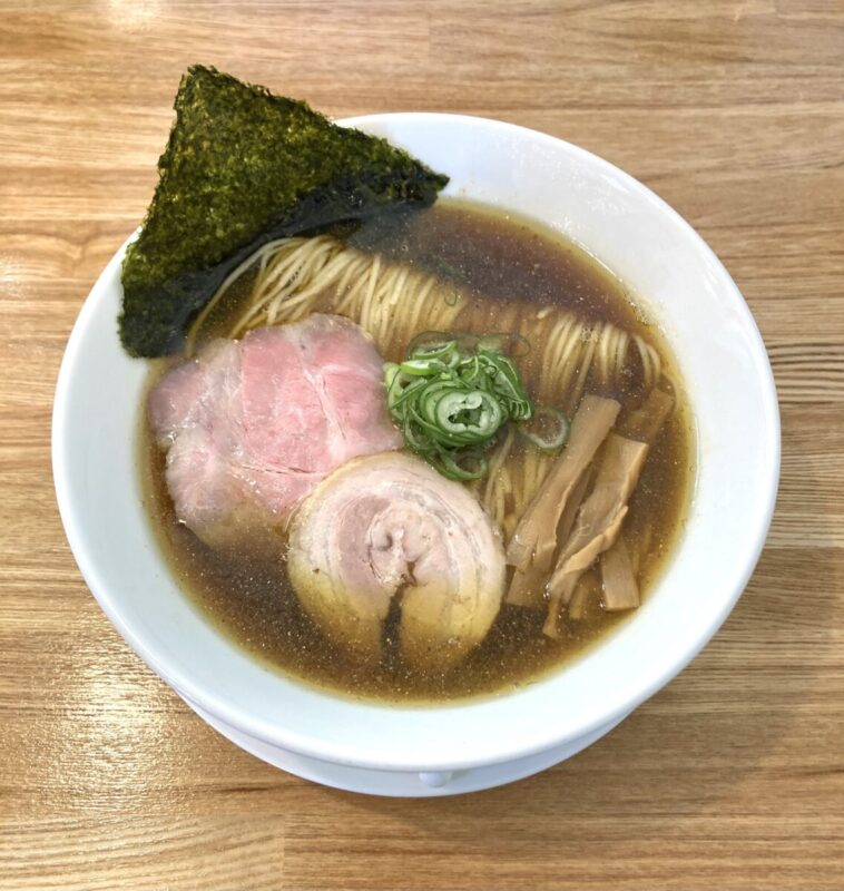 『やび２３杯目で』。