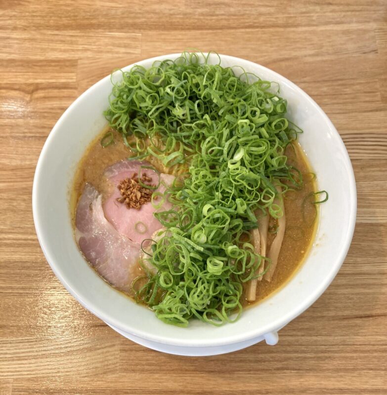 『やび４１杯目で』。