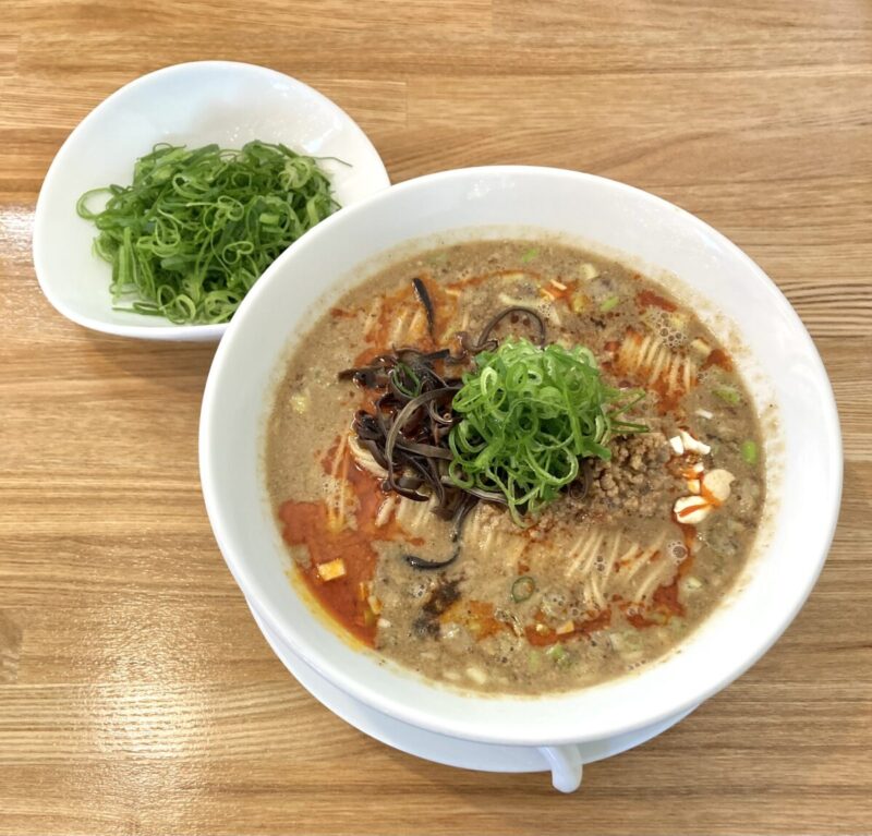 『やび６０杯目で』。