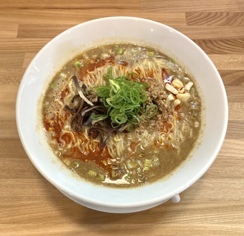 『やび８７杯目で』。