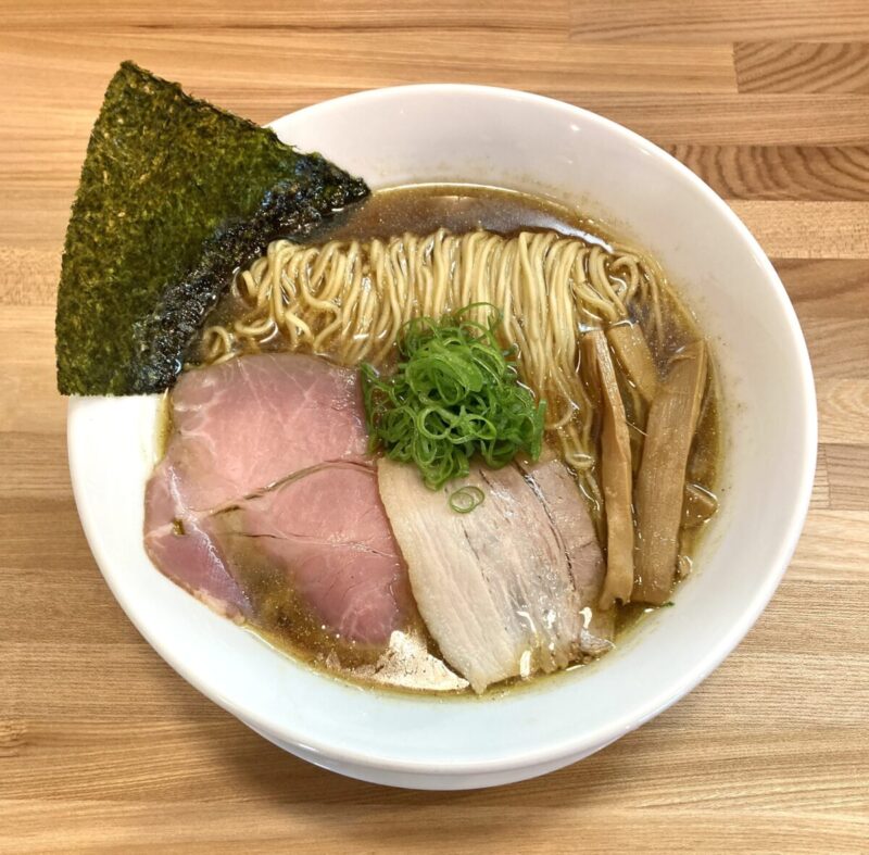 『やび８９杯目で』。