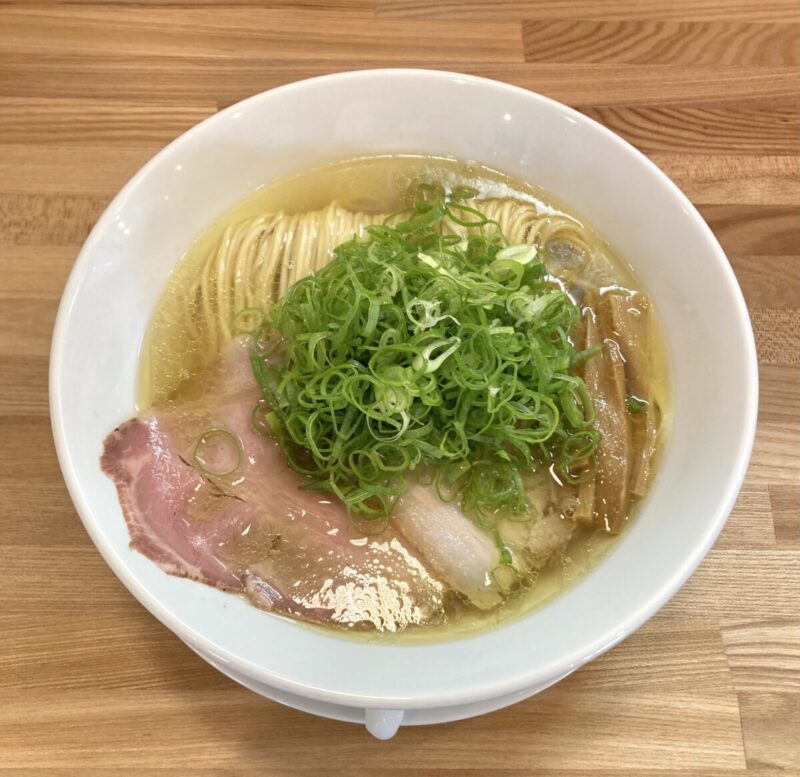 『やび９７杯目で』。
